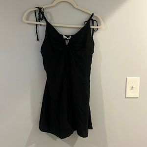birch and stone size medium tie strap black romper